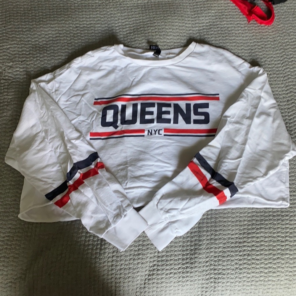 Cropped long sleeve tee